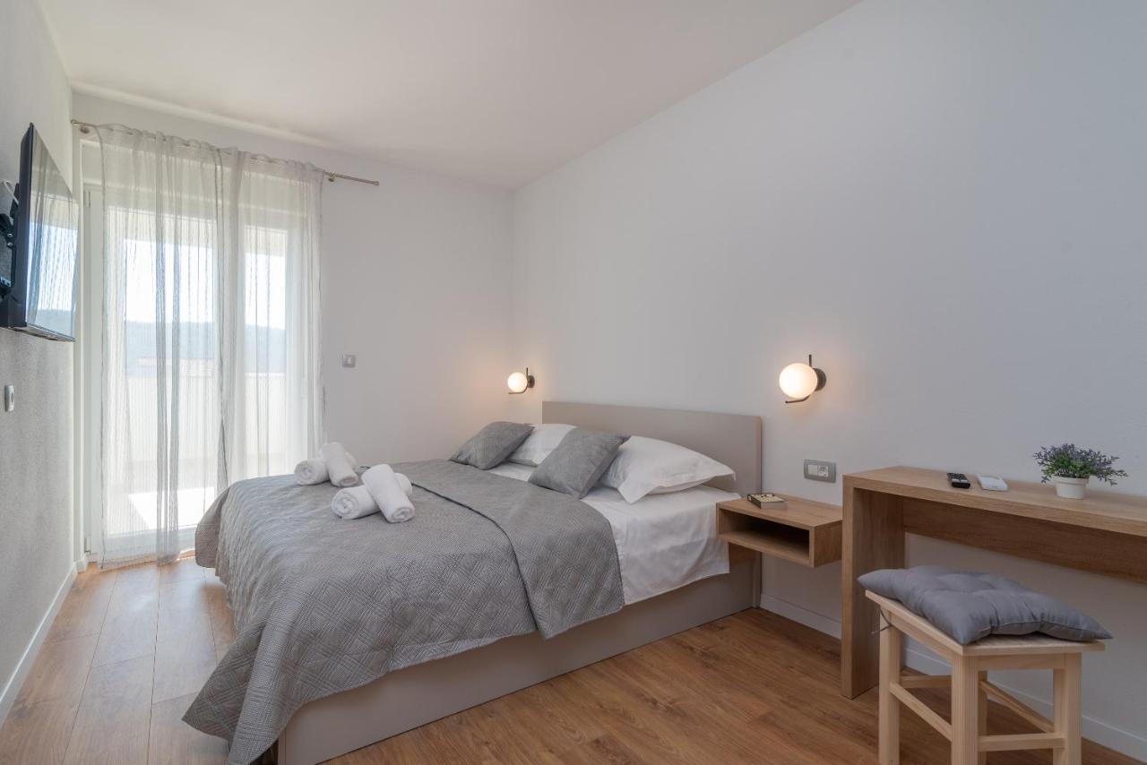Olea Apartments Trogir Exteriör bild