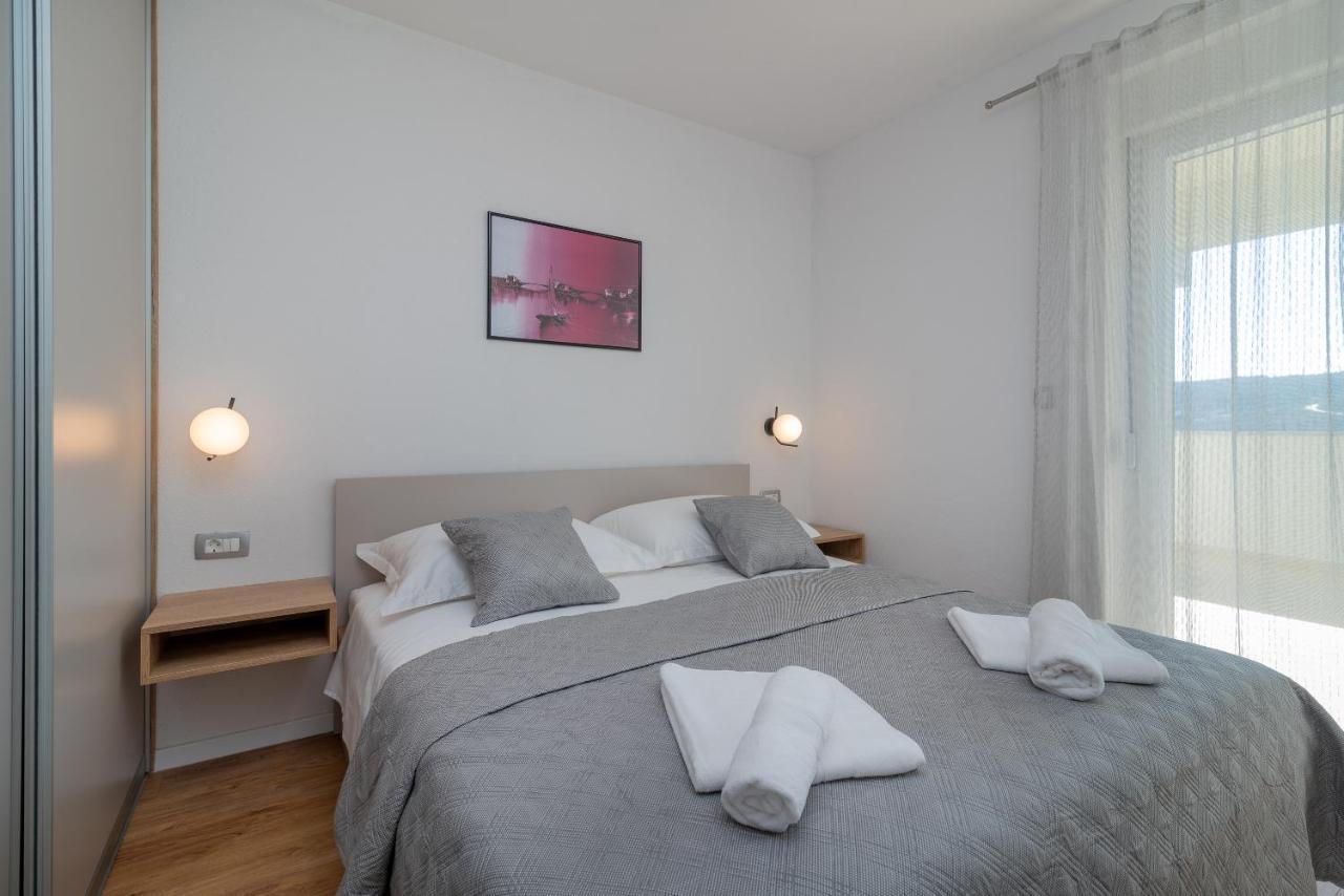Olea Apartments Trogir Exteriör bild