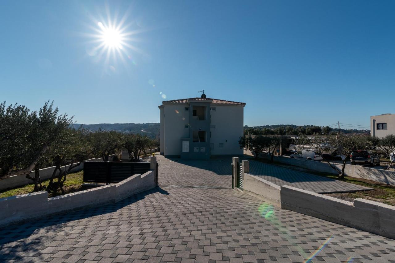 Olea Apartments Trogir Exteriör bild