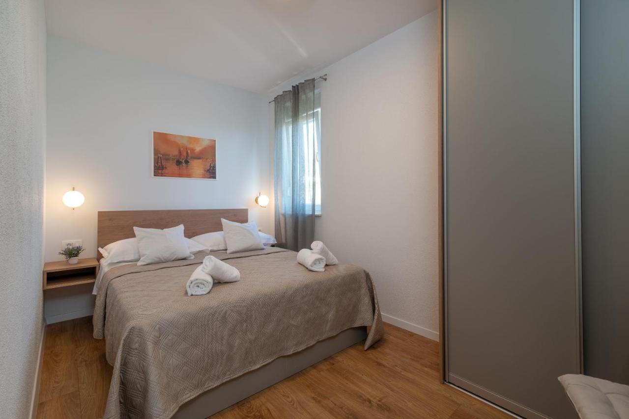 Olea Apartments Trogir Exteriör bild