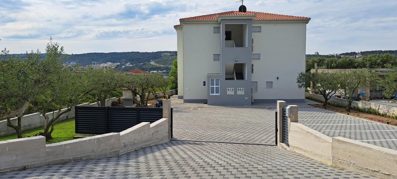 Olea Apartments Trogir Exteriör bild