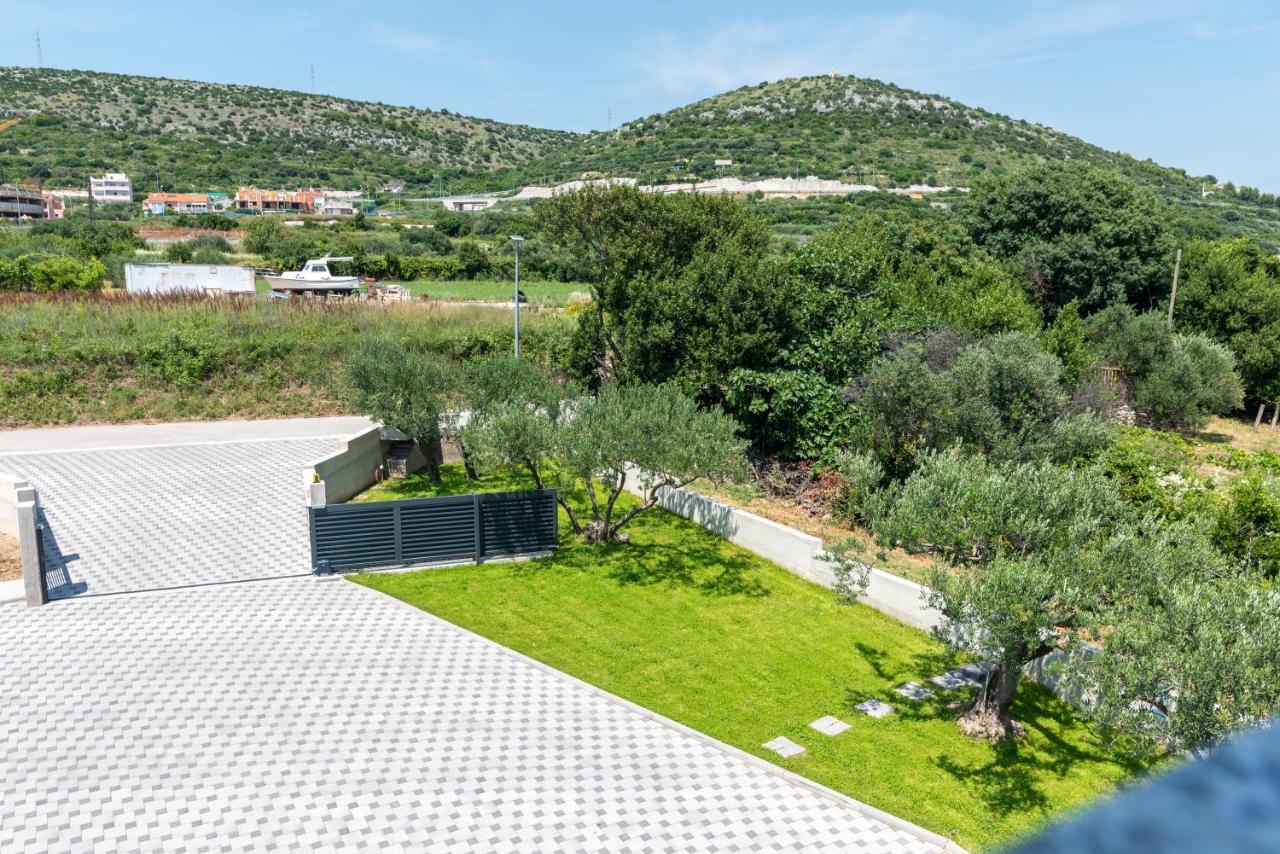 Olea Apartments Trogir Exteriör bild